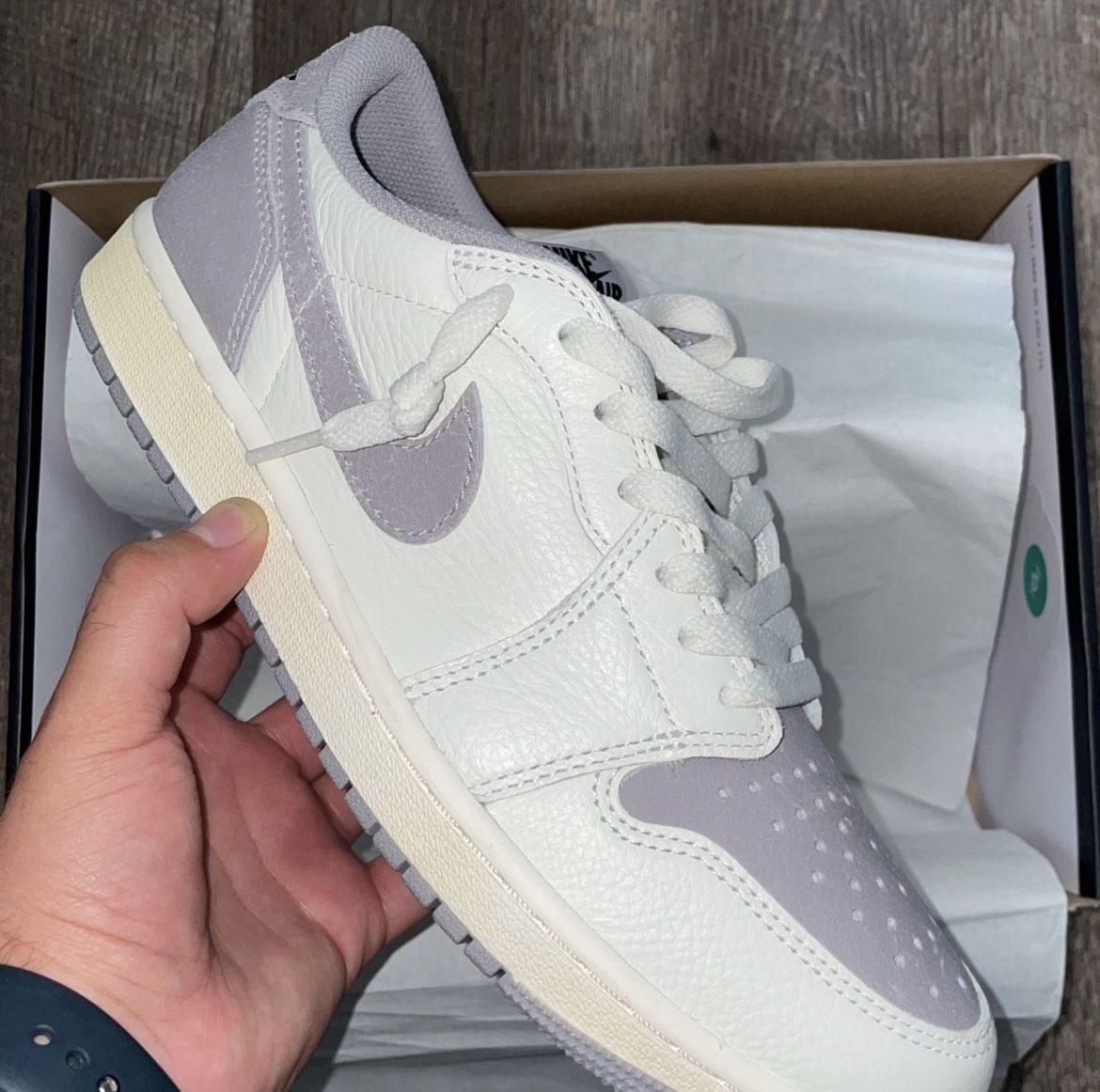 Jordan 1 Low “ Atmosphere Grey”