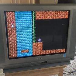 Sharp XFlat 27” CRT Retro Gaming TV Component Inputs - Rare Model #27FS43E Great Picture Quality