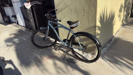 Huffy Nel Lusso 26” Women’s Cruiser Bike, light blue