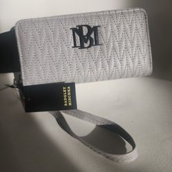 Badgley Mischka Wallet With Phone Holder