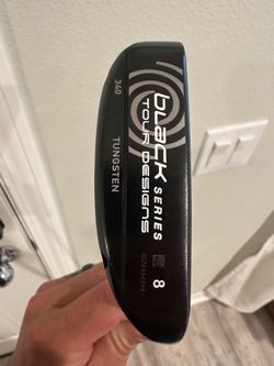 Mint Odyssey Black Series Tour Designs #8 | 35” | Original Shaft Band | Collector Condition