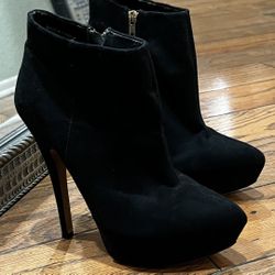 Suede Platform Ankle Boots • Vintage 90s 