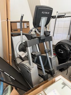 True Fitness Eliptical