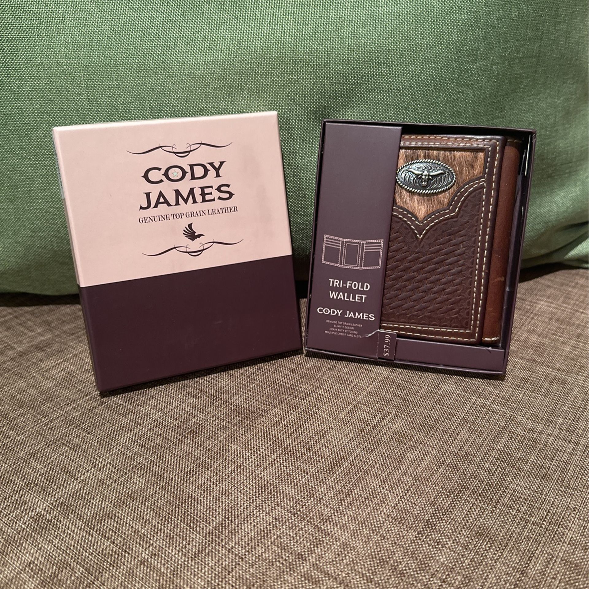 Cody James Tri-fold Wallet
