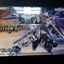 MGSD Freedom Gundam Model Kit New