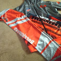 Tampa Bay Buccaneers Jacket And Tights/ Size Medium