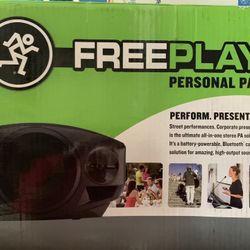 Mackie FreePlay Personal PA