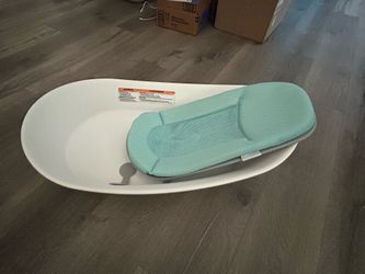 Baby bathtub