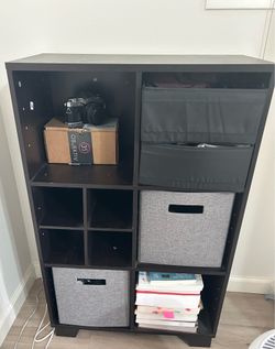 Cube dresser