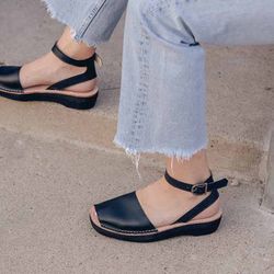 Avarcas Pons Shoes - Mediterranean in Black