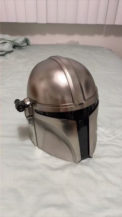 Hasbro Star Wars: The Black Series The Mandalorian Helmet