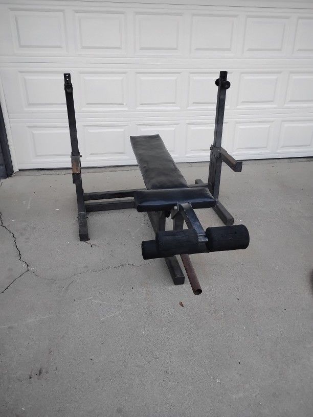 Weight Bench