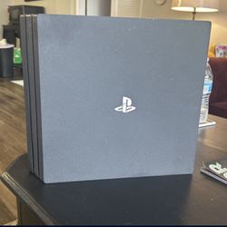 PS4 Pro 1TB With Wires And One Controller
