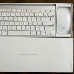 Apple Magic Keyboard + Magic Mouse (AA Battery powered)