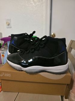 Jordan 11 Space Jam (2016)