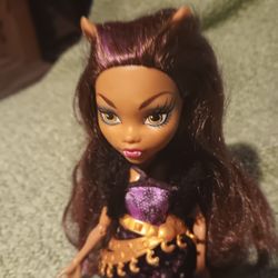 Clawdeen Wolf  Monster high Doll