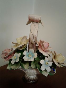 Beautiful Nuova Capodimonte Porcelain Basket of Flowers - Approximately 8" high x 8" across x 4" thick