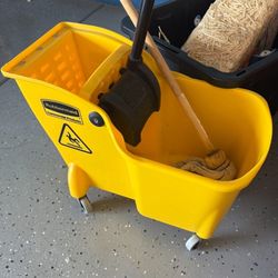 Mop Bucket 