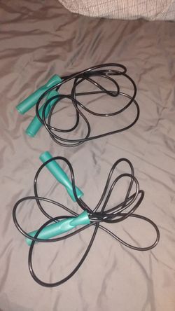 2 adult jump ropes