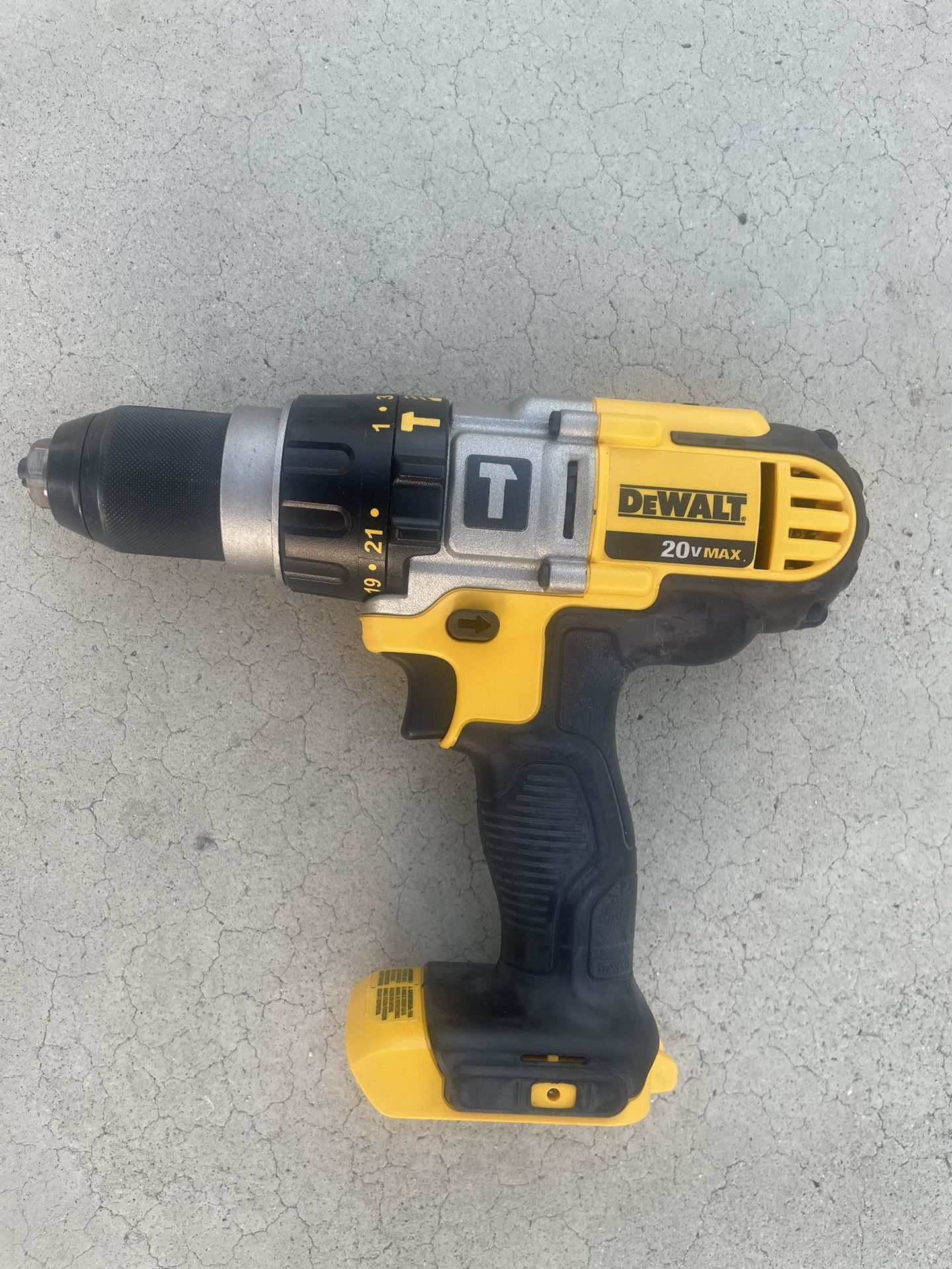 20V MAX* 3-SPEED HAMMER DRILL (TOOL ONLY)