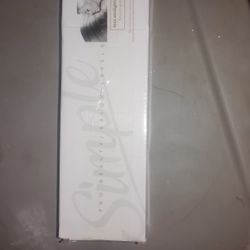 HAIR STRAIGHTENER 