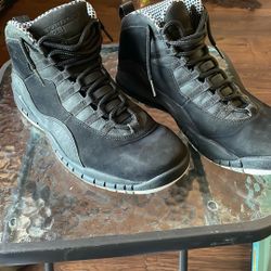 Nike Air Jordan Retro 10