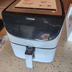COSORI AIRFRYER CS-159AF 2nd GEN (LIKE NEW)