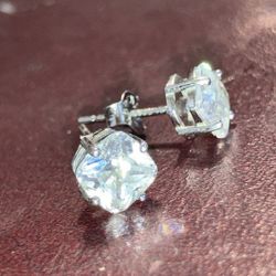 1 Kt Diamond Studs