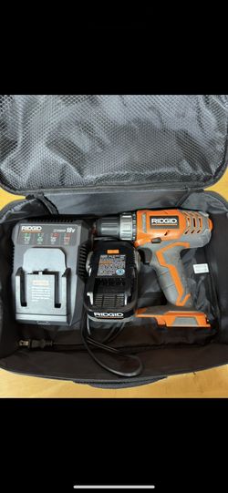 RIDGID 18V Cordless 1/2 in. Drill/Driver Kit with (1) 2.0 Ah Battery and Charger