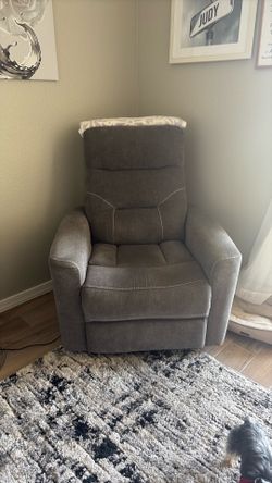 Recliner chair