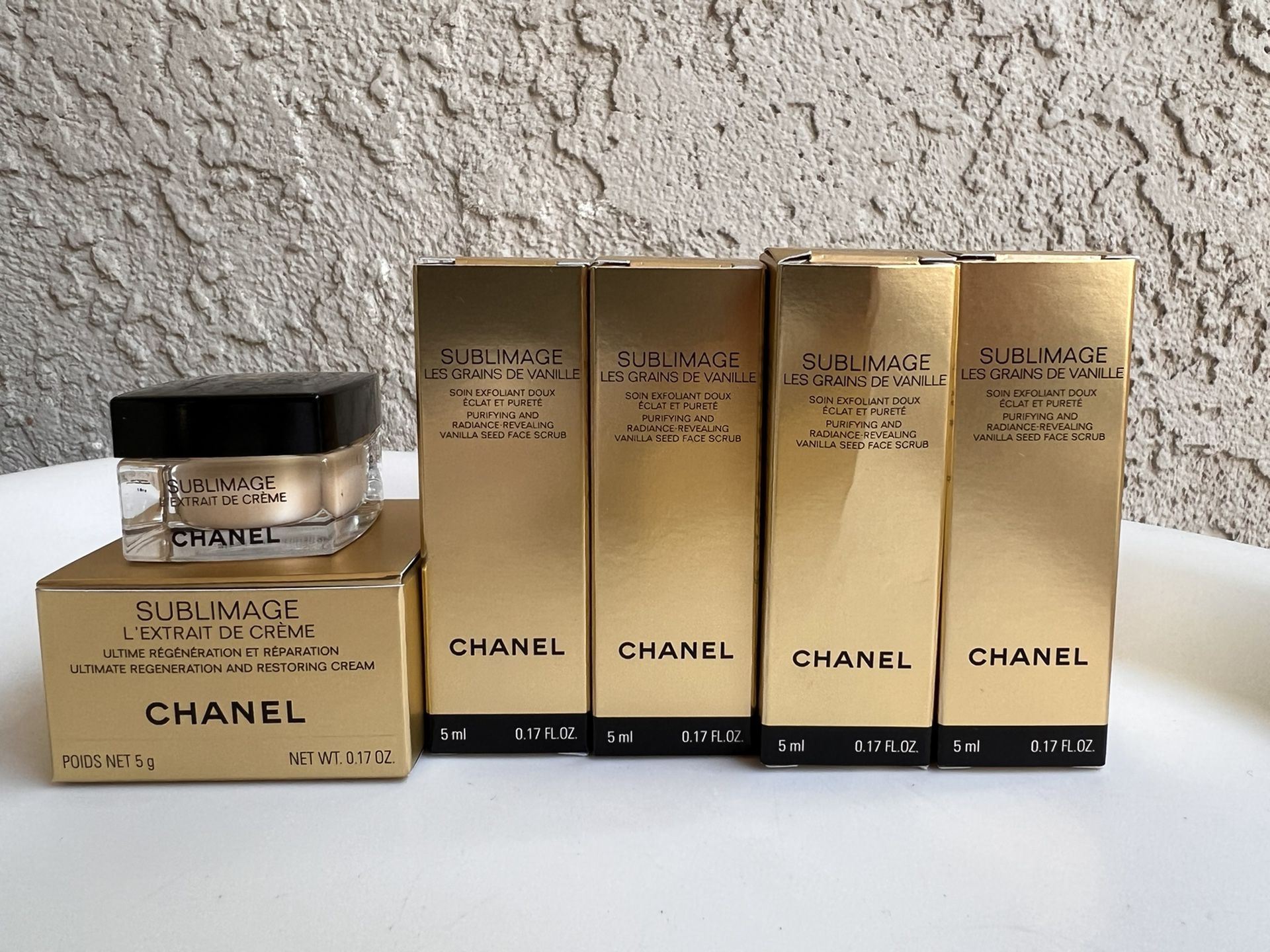 Chanel SUBLIMAGE L'EXTRAIT DE CRÈME 0.17oz + & SUBLIMAGE LES GRAINS DE  VANILLE 0.68oz for Sale in Chino Hills, CA - OfferUp