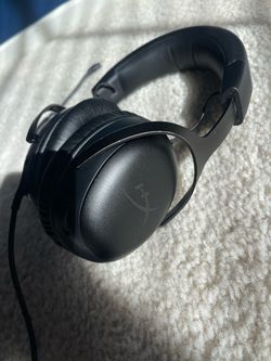HyperX Cloud III – Gaming Headset
