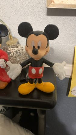 Mickey bobblehead