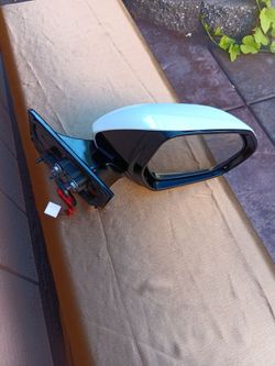 Prius Prime right side OEM mirror 17-22