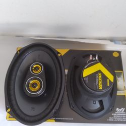 KICKER 1 PAIR 6×9 3 WAY 450 WATTS CAR SPEAKER 