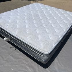 SERTA CALIFORNIA KING MATTRESS ONLY!!!