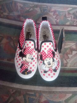 Kids Minnie mouse shoes