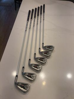 Callaway XHot - RH Golf Club Iron Set