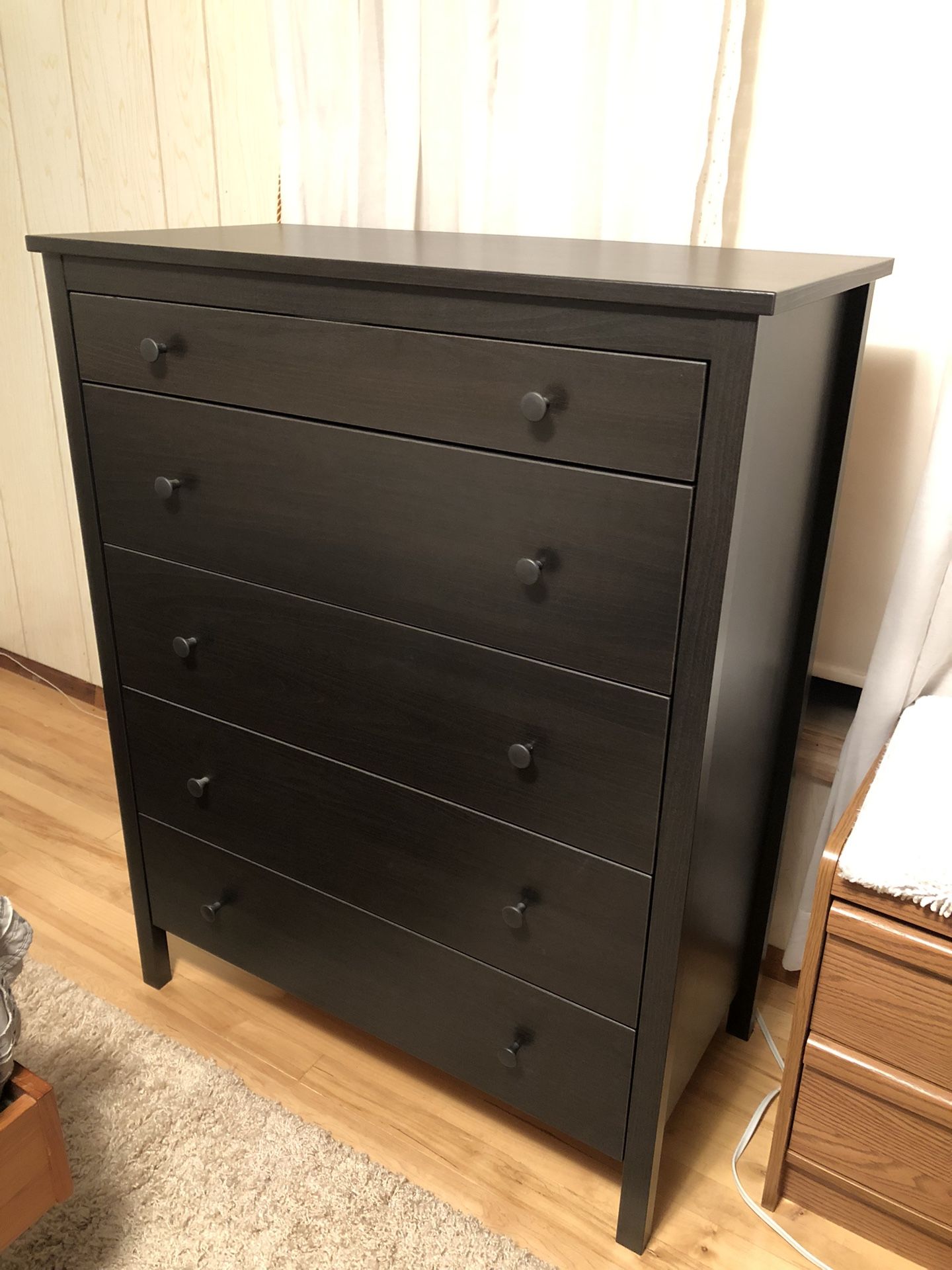 Ikea Black-Brown 5 Drawer Dresser! In Excellent Condition! FREE DELIVERY AND HELP MOVING!!!