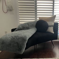 Safavieh Black Chaise Lounge