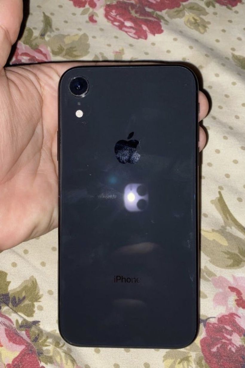 iPhone XR