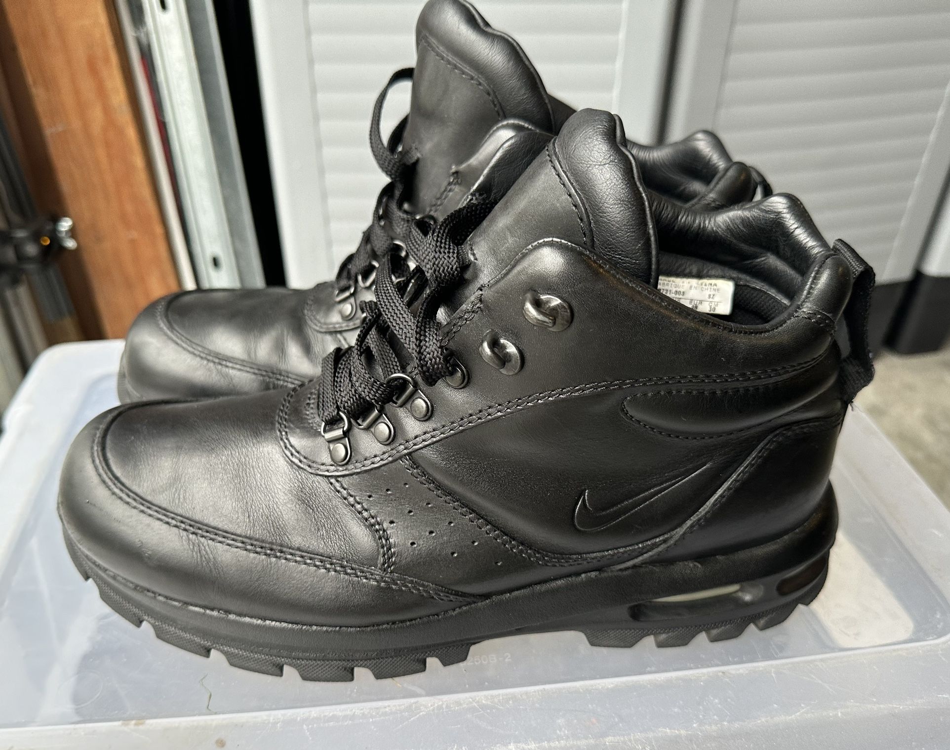 Nike ACG Boots Size 12