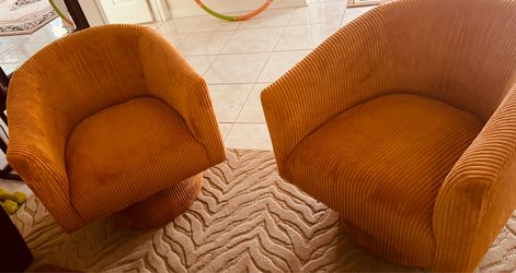Set of 2 Swivel chairs
