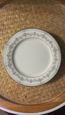 Noritake dinnerware