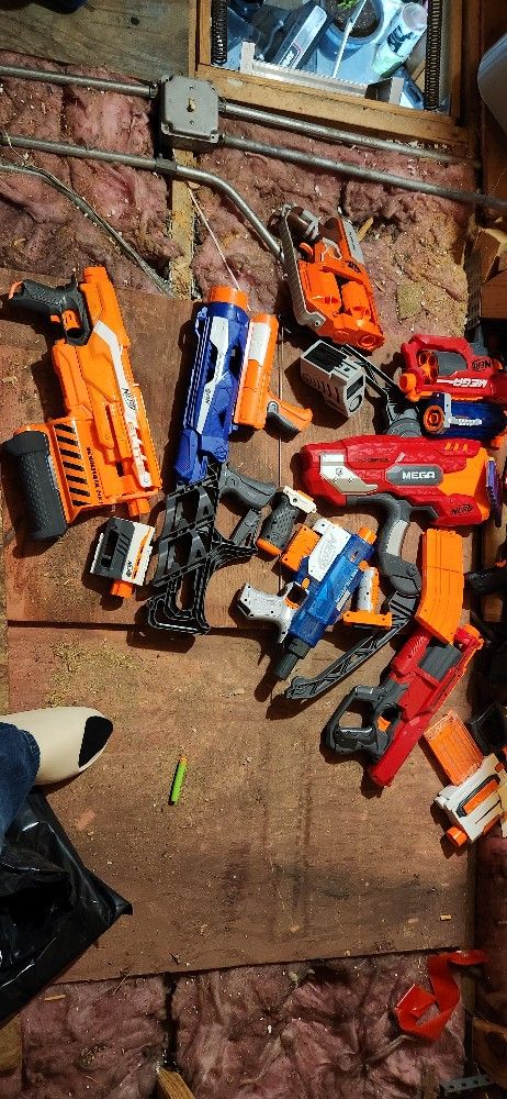 NERF TOYS