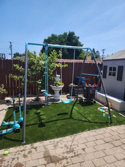 Swing set