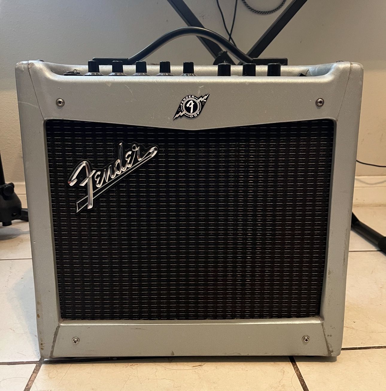 Fender Mustang 1 Vs 2 Electric Guitar Amp