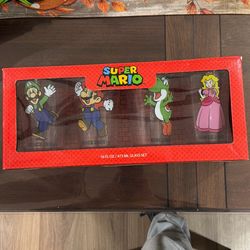 Super Mario Pint Glass Set Brand New