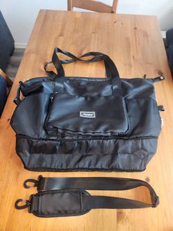 NEW The Foldie Foldable Travel Bag - 40L Weekender Bag with Multiple Pockets - Carry On Expendable - Black (SE San Diego)