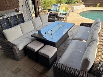 Patio furniture set